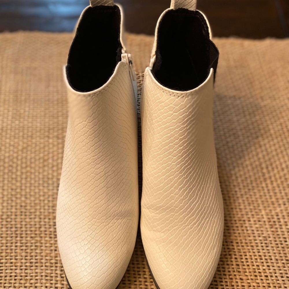 Snakeskin Booties - Picture 7 of 8